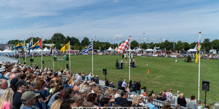 Landbouwshow Opmeer grootste agrarische evenement provincie; spektakel voor jong en oud