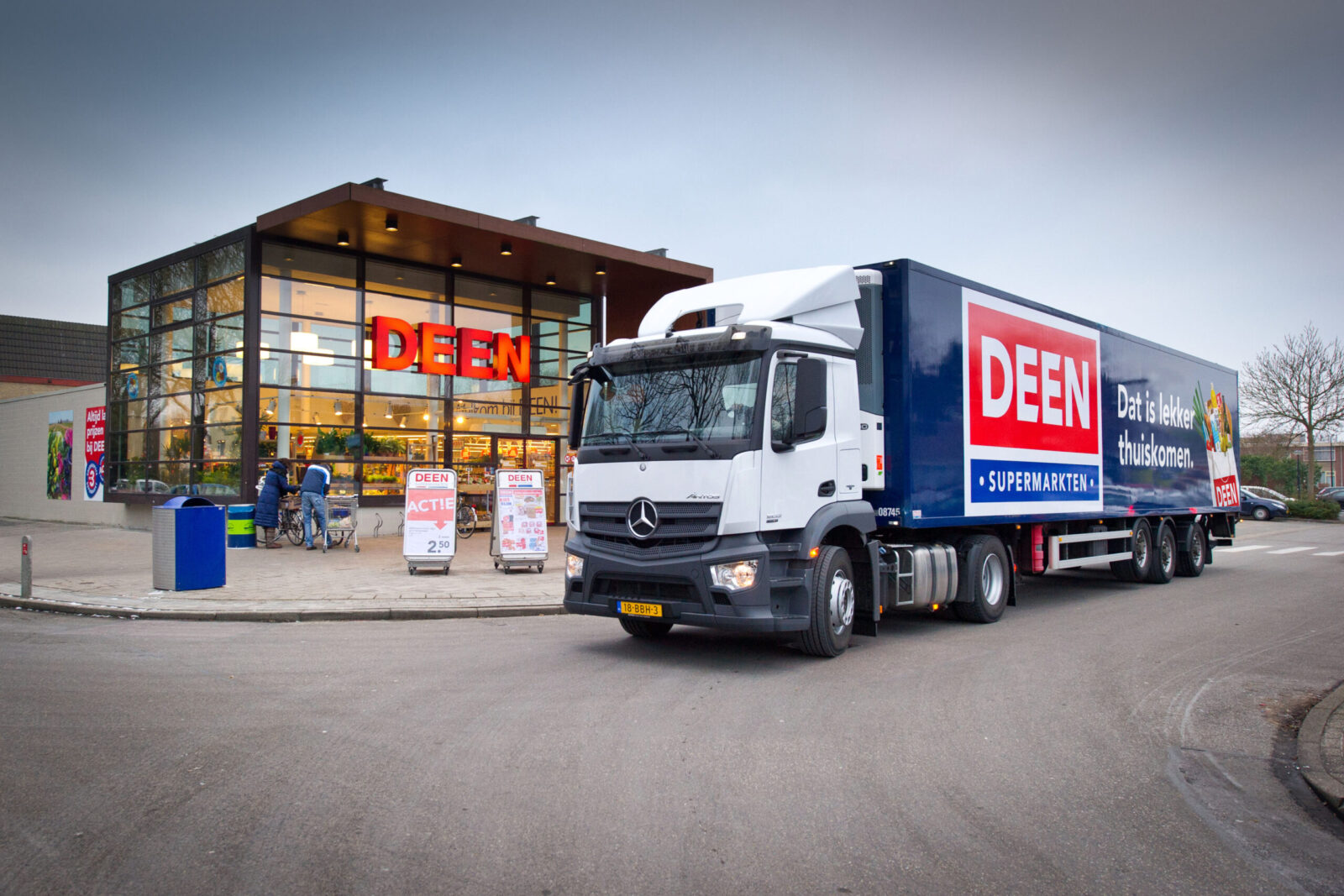 Verdeling Deen Supermarkt winkels over Vomar, Dekamarkt en Albert Heijn