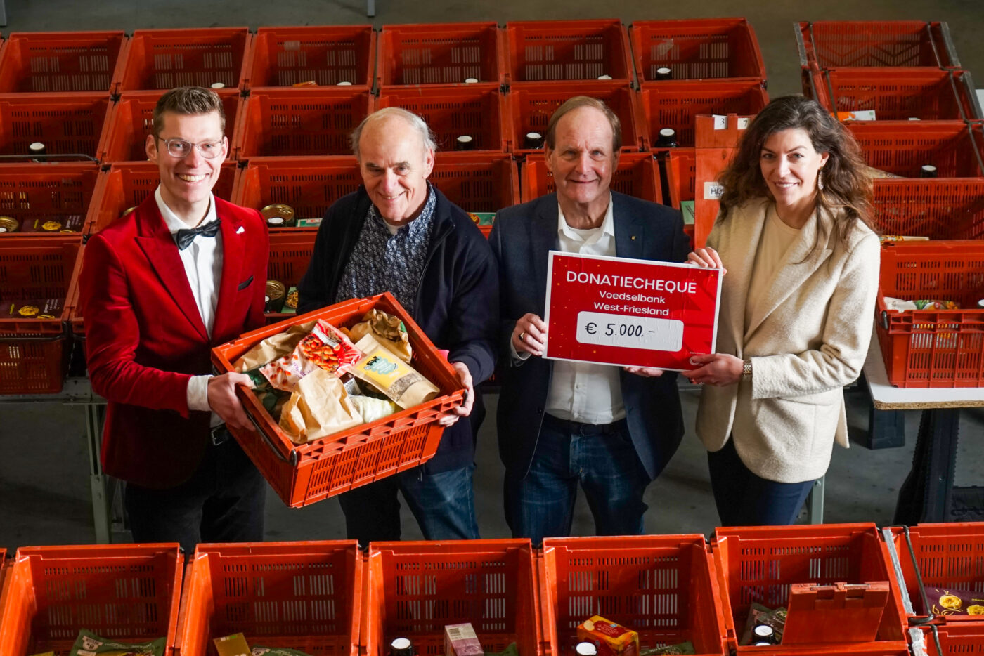 Enza Zaden doneert €5000 aan Voedselbank Westfriesland