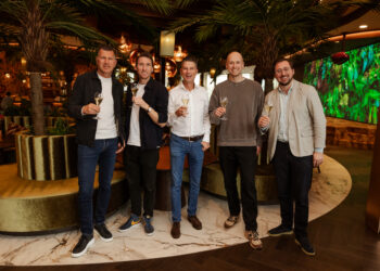 Abovo Maxlead neemt social agency awesome. uit Amsterdam over