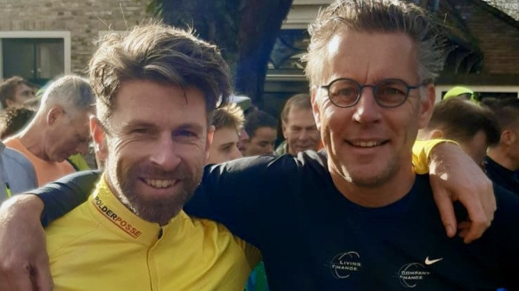 Sam en Bas lopen ultraton voor Support Casper op eerste kerstdag