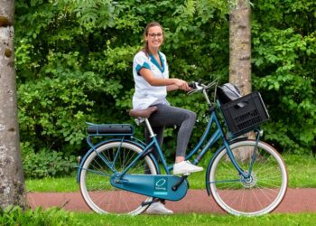 Krachtenbundeling zorgorganisaties en HvA; Meer wijkverpleegkundigen in opleiding